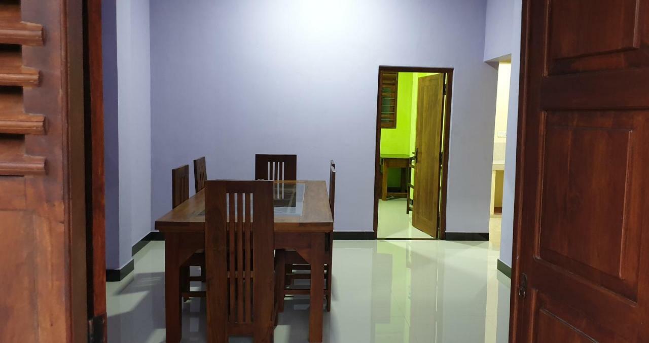 Ambel Homestay アヌラーダプラ エクステリア 写真